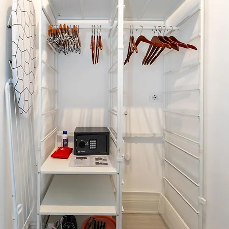 Finestre Sul Mare شقة كاتانيا